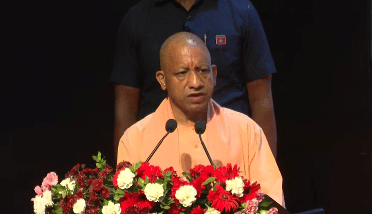 up:-सीएम-योगी-बोले-–-अब-नौकरी-के-लिए-सिफारिश-और-अनैतिक-दबाव-की-जरूरत-नहीं-पड़ती