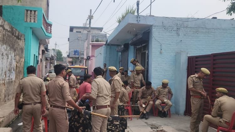 saharanpur:-नगीना-सांसद-चंद्रशेखर-और-भीम-आर्मी-के-अध्यक्ष-विनय-रतन-हाउस-अरेस्ट,-लालवाला-जाने-का-किया-था-एलान