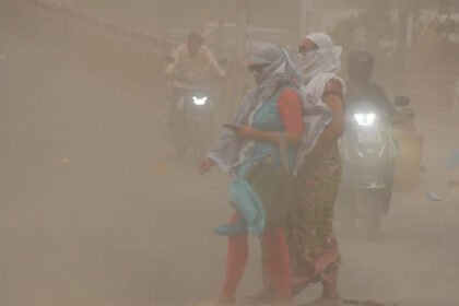 weather-update:-आंधी-से-दिन-में-छाया-अंधेरा,-बूंदाबांदी-भी-हुई,-आगे-के-लिए-मौसम-विभाग-ने-दी-ये-जानकारी