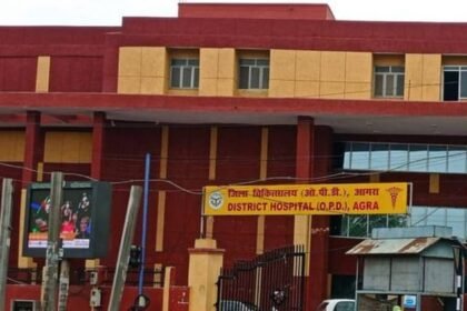 up:-जिला-अस्पताल-में-पुताई-के-दौरान-श्रमिक-की-मौत,-अचानक-बिगड़ी-तबीयत;-थम-गईं-सांसें