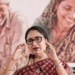 cm-रेखा-गुप्ता-का-बड़ा-ऐलान-“दिल्ली-में-13-साल-बाद-फिर-बनेंगे-राशन-कार्ड,-15-जून-से-ऑनलाइन-आवेदन”