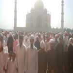 bakrid-2026:-ताजमहल-परिसर-में-अदा-की-गई-नमाज,-अमन-चैन-की-मांगी-दुआ,-तीन-घंटे-पर्यटकों-को-मिला-निशुल्क-प्रवेश