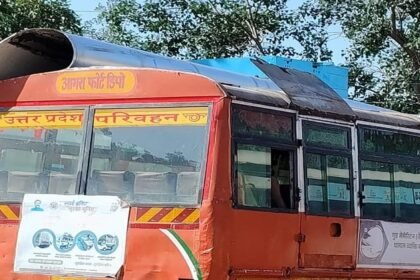 भयानक-तूफान:-डिपो-में-खड़ी-बस-की-छत-तक-उखड़-गई,-दर्जनों-पोल-टूटे,-ट्रांसफाॅर्मर-भी-हो-गया-क्षतिग्रस्त