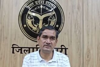 up:-मथुरा-में-इस-कदर-उमड़-रही-भीड़,- डीएम-ने-बुलाई-इमरजेंसी-बैठक;-अधिकारियों-को-रातभर-निगरानी-के-निर्देश