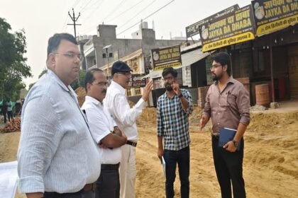 सीएम-ग्रिड:-सड़क-निर्माण-में-लापरवाही-पर-मंडलायुक्त-नाराज,-ठेकेदार-को-दी-सख्त-चेतावनी