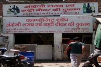नई-आबकारी-नीति-में-लगा-दी-सेंध:-ई-लॉटरी-से-आवंटित-हुईं-जो-दुकानें,-उनकी-बदली-जगह;-हाईकोर्ट-तक-पहुंचा-मामला