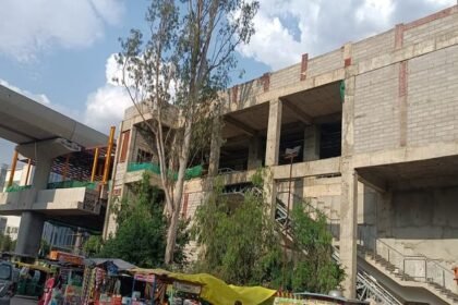 agra-metro:-मेट्रो-स्टेशन-पर-खुलेंगे-रेस्तरां-और-शॉपिंग-कॉम्प्लेक्स,-जानें-क्या-क्या-होंगी-सुविधाएं