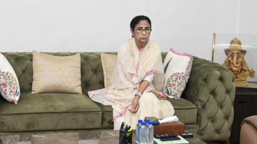 ममता-की-पार्टी-को-बड़ा-झटका,-tmc-के-राज्यसभा-सांसद-सुखेंदु-सरकार-ने-दिया-इस्तीफा,-कोयल-मलिक-भी-पद-छोड़ेंगी
