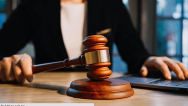 high-court-:-रेलवे-के-वकीलों-की-फीस-में-बंपर-बढ़ोतरी,-कई-मदों-में-60-फीसदी-तक-इजाफा