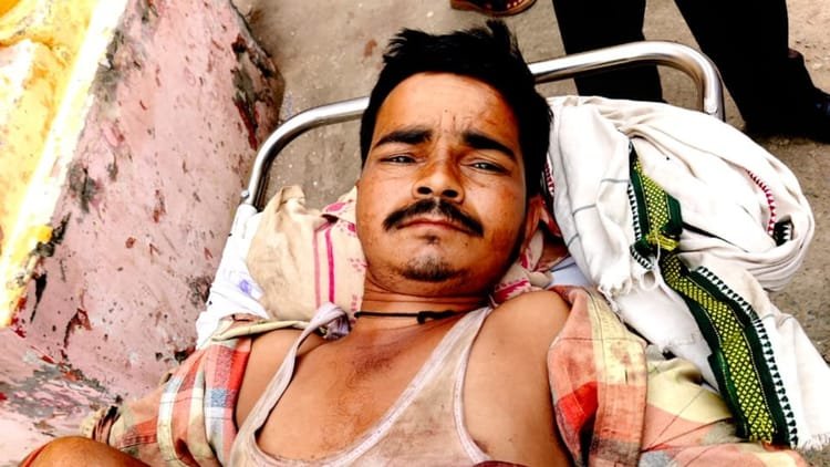 bareilly-news:-रिक्शा-चालक-के-पेट-में-घोंपा-चाकू,-बाहर-निकल-आईं-आंतें;-पत्नी-के-अवैध-संबंध-में-हमले-का-आरोप