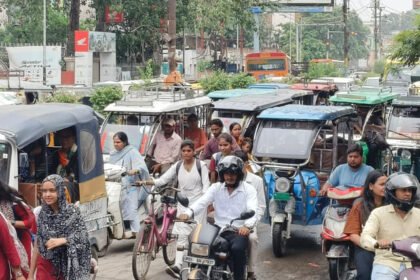 up:-मथुरा-में-ट्रैफिक-व्यवस्था-क्यों-हो-रही-ध्वस्त,ये-सबसे-बड़ी-वजह;-हर-रोज-जााम-में-फंसकर-तिलमिला-रहे-लोग