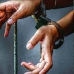 रखवाला-बन-गया-चोर:-जूता-फैक्टरी-में-गार्ड-ने-रची-चोरी-की-साजिश,-साथियों-को-बुलाकर-समेट-ले-गया-सामान