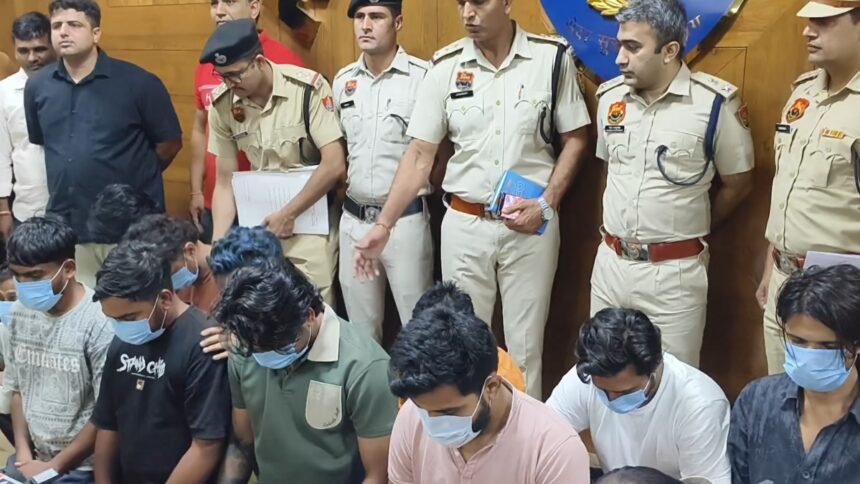 ठगी-के-पैसे-से-खरीदते-थे-ऑनलाइन-गोल्ड,-उसे-दूसरी-वेबसाइट-में-बेचकर-होती-थी-कमाई,-साइबर-फ्रॉड-के-12-आरोपी-गिरफ्तार