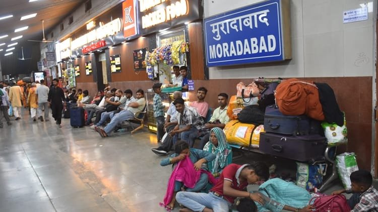 railway-news:पांच-जुलाई-से-तीन-अगस्त-के-बीच-ट्रेनों-का-संचालन-बाधित,-ट्रैक-में-कार्य-के-चलते-कुछ-की-गई-रद्द