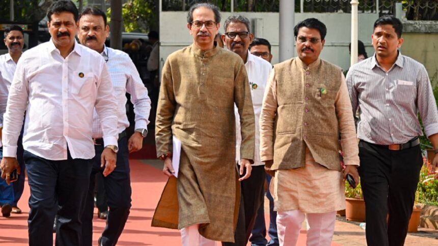 शिवसेना-ubt-को-एक-और-झटका-लगा,-उद्धव-ठाकरे-के-लॉयल्टी-टेस्ट-में-3-mla-और-1-mlc-फेल!