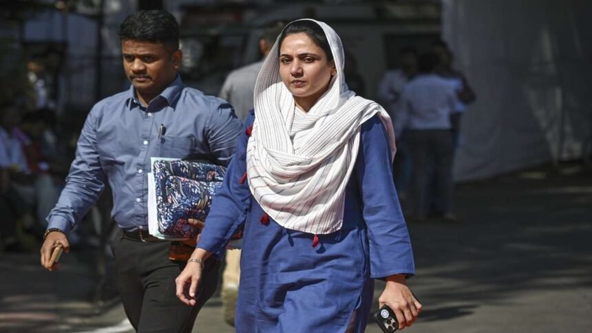 ‘भारत-में-भी-पाकिस्तान-जैसा-इस्लामिक-कानून-लागू-हो’,-महाराष्ट्र-विधानसभा-में-सना-मलिक-का-शॉकिंग-बयान