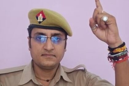 कॉन्स्टेबल-सुनील-कुमार-शुक्ला-बर्खास्त,-गणना-प्रभारी-पर-हर-महीने-2000-रुपये-लेने-का-आरोप-लगाया-था