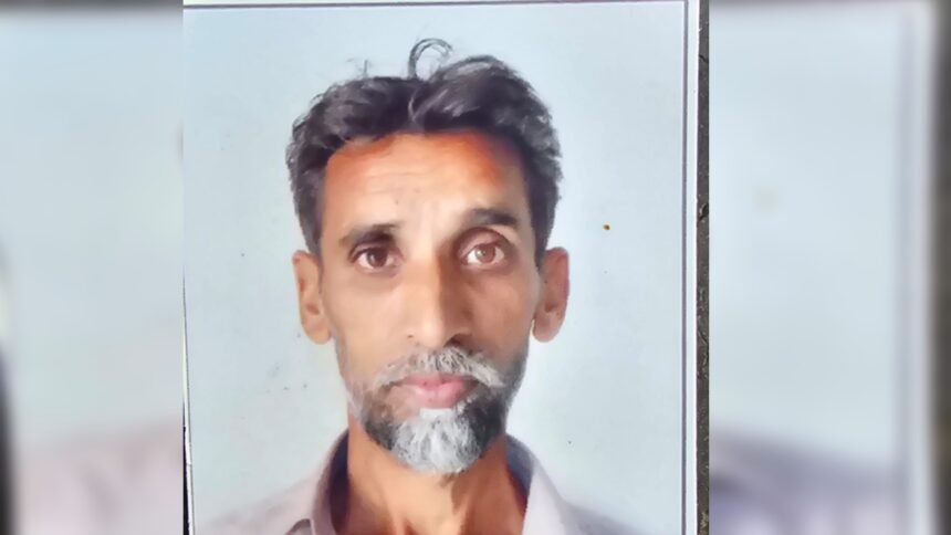 खेत-से-लौट-रहे-मजदूर-को-नोचकर-खा-गए-आवारा-कुत्ते,-रात-भर-खेत-में-पड़ी-रही-लाश