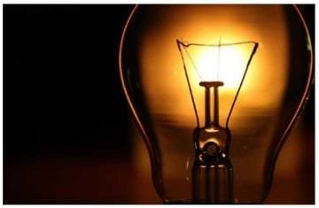 up:-तार-टूटने-से-आधे-शहर-में-छाया-अंधेरा,-एसी-बंद,-इनवर्टर-भी-हुए-फेल;-दिन-में-ट्रिपिंग-से-बेहाल-हुए-लोग