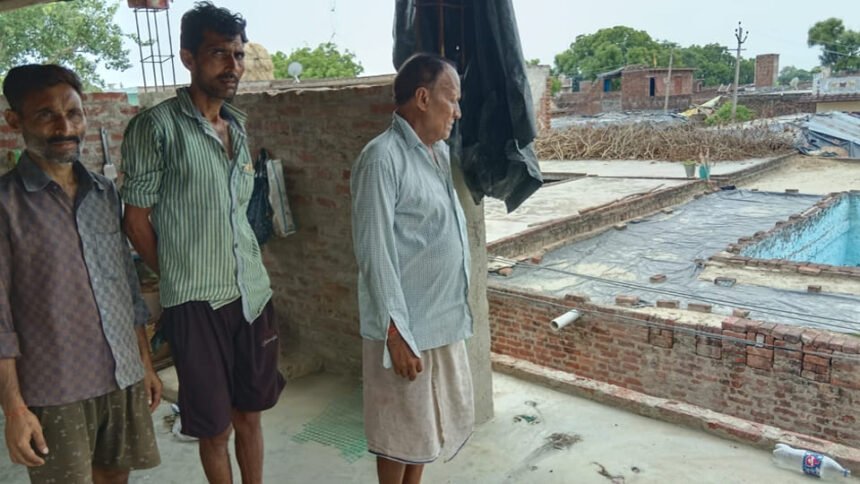 auraiya:-हाईटेंशन-लाइन-की-चपेट-में-आने-से-दो-सगी-बहनें-झुलसी,-एक-की-मौत,-दूसरी-की-हालत-गंभीर