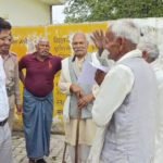 खुशी-से-खिल-उठे-चेहरे:-35-वर्ष-पुराने-राजस्व-मामले-का-35-मिनट-में-हुआ-समाधान,-किसानों-को-मिली-संशोधित-खतौनी