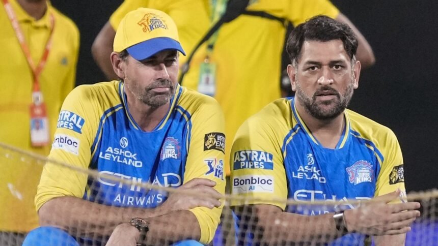 ipl-2027-से-पहले-चेन्नई-सुपर-किंग्स-को-लगा-बड़ा-झटका,-18-साल-बाद-टीम-से-अलग-हुए-हेड-कोच-स्टीफन-फ्लेमिंग