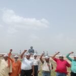 up:-10-करोड़-के-बुद्ध-पार्क-में-भ्रष्टाचार-पहली-बारिश-में-ढह-गई-दीवार;-आप-ने-किया-जोरदार-प्रदर्शन