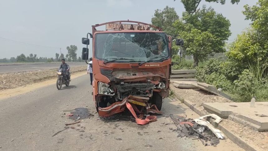 बरेली-में-भीषण-हादसा:-हाईवे-पर-कैंटर-और-स्कॉर्पियो-की-भिड़ंत,-पंजाब-के-तीन-लोगों-की-मौत,-दो-घायल
