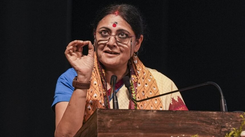 ‘शेर-हो-या-चूहा,-सबके-पाप-का-विचार-होगा’,-अभिषेक-बनर्जी-पर-अग्निमित्रा-पॉल-ने-साधा-निशाना