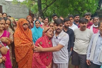 दीपांशु-हत्याकांड:-18-घंटे-बाद-भी-न-उठी-अर्थी,-अंतिम-संस्कार-रोककर-धरने-पर-बैठे-परिजन;-जानें-वजह