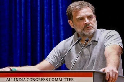 live:-राहुल-गांधी-बोले-‘neet-का-खर्च-देश-के-शिक्षा-बजट-से-ज्यादा,-फिर-भी-पेपर-लीक-में-किसी-को-सजा-नहीं’