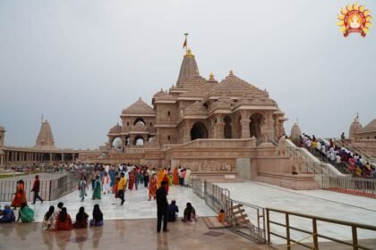 ram-mandir-news:-राम-मंदिर-में-वीआईपी-दर्शन-व्यवस्था-चरमराई,-पदाधिकारियों-की-id-निष्क्रिय-होने-का-दिख-रहा-असर