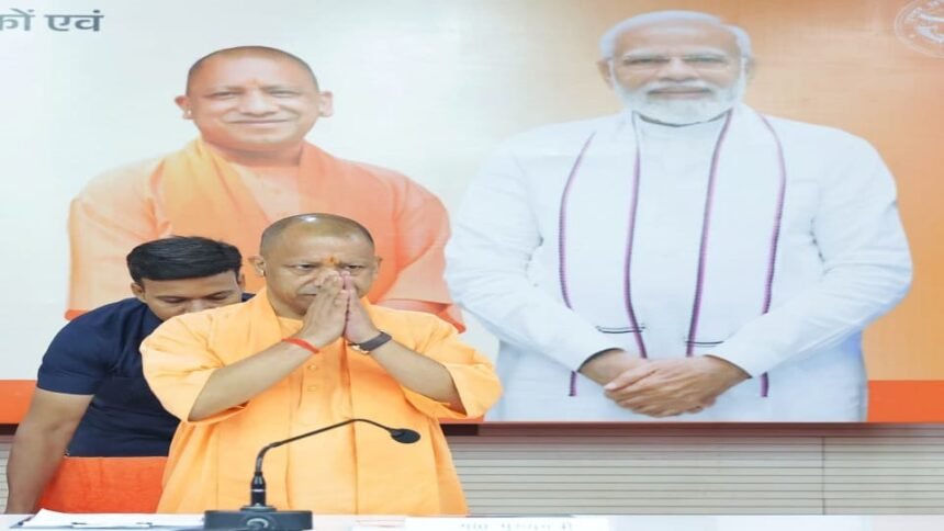 up:-किताबों-से-दूर-होती-नई-पीढ़ी,-खाली-पड़े-हैं-पुस्तकालय;-सीएम-योगी-ने-जताई-ये-चिंता