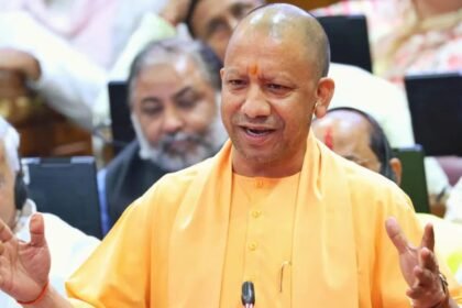 गाजीपुर-में-सीएम-योगी:-मंत्री-ओपी-राजभर-बोले-सपा-के-राज-में-एक-हजार-दंगा-हुआ,-अब-अपराधी-प्रदेश-छोड़-कर-गए