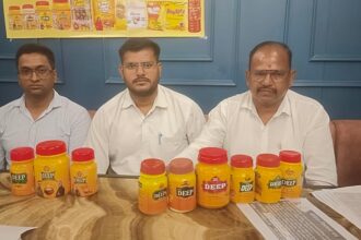 up:-तेल-फैक्टरी-पर-छापा,-भारी-मात्रा-में-घी-मिला-फिर-भी-न-हुई-कार्रवाई;-तपन-एग्रो-ने-पुलिस-पर-उठाए-सवाल
