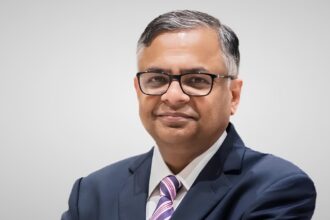 tata-sons-के-चेयरमैन-n-chadrasekaran-ने-दिया-इस्तीफा,-क्यों-लिया-पद-छोड़ने-का-फैसला?