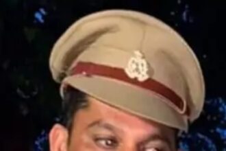 budaun-news:-कांवड़-यात्रा-के-दौरान-चौकी-पर-सोते-रहे-इंचार्ज,-अफसर-जाम-में-फंसे,-एसएसपी-ने-किया-निलंबित