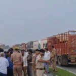 up:-आगरा-ग्वालियर-हाईवे-पर-मजदूर-को-कुचलकर-भागा-वाहन,-मौके-पर-मौत;-गुस्साए-ग्रामीणों-ने-लगाया-जाम