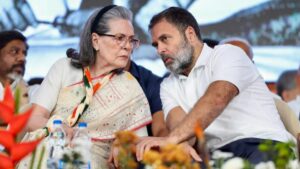 वंदे-मातरम्-को-लेकर-सोनिया-राहुल-के-खिलाफ-पुलिस-में-शिकायत,-सामने-आया-dcp-का-बयान