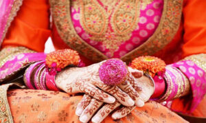 यूपी:-फेसबुक-पर-दोस्ती,-गोद-भराई-के-बाद-शादी-से-मुकरा-परिवार,-पुलिस-से-युवक-बोला-पहले-से-शादीशुदा-है-युवती