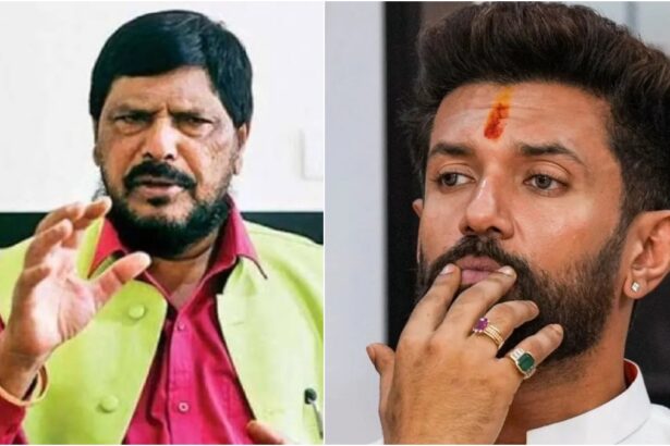 रामदास आठवले और चिराग पासवान का आरक्षण को लेकर बयान, जंतर-मंतर पर आरक्षण विरोधी प्रदर्शन