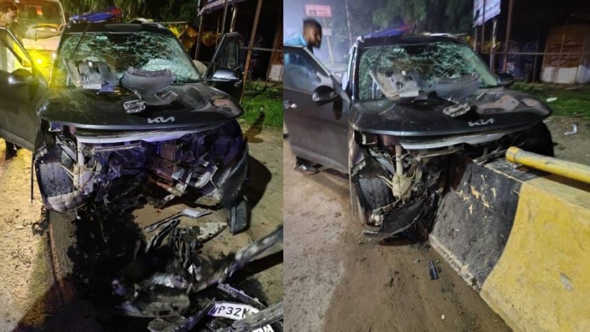 सुल्तानपुर में दरियापुर रेलवे ओवरब्रिज के पास सड़क हादसे में क्षतिग्रस्त कार