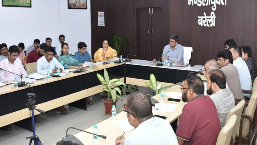 बरेली के जीरो प्वाइंट चौराहे पर प्रस्तावित फ्लाईओवर और एलीवेटेड रोड