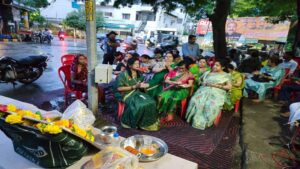 महिलाओं-का-46-दिन-का-सत्याग्रह-लाया-रंग:-आलोक-नगर-से-शराब-ठेका-हुआ-शिफ्ट,-सुंदरकांड-पाठ-कर-मनाया-जश्न