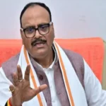 UPSSSC-JE भर्ती को लेकर लखनऊ में छात्रों का प्रदर्शन, डिप्टी CM ब्रजेश पाठक के आवास पहुंचे अभ्यर्थी; जानें क्या हैं मांगें